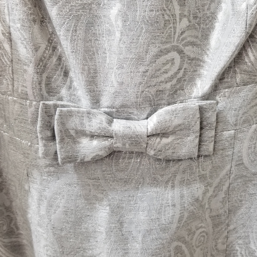 INC Sleeveless Sheath Dress Grey/Silver Metallic Paisley Print Sz 6 Classiccore - Picture 3 of 16